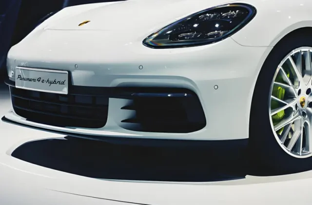 10 Cool Hybrid Cars That Prove Eco-Friendly Doesn’t Mean Boring