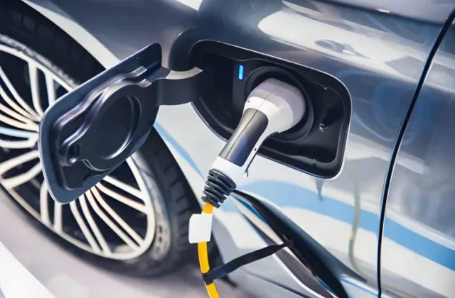Electric Cars: 12 Honest Pros and Cons You Need to Know Before Buying